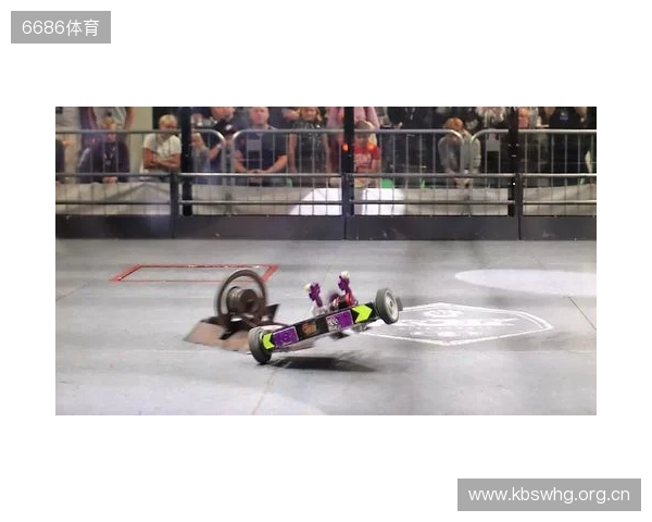 机器人格斗轰鸣2025AEW，RFT极智战甲大赛收官